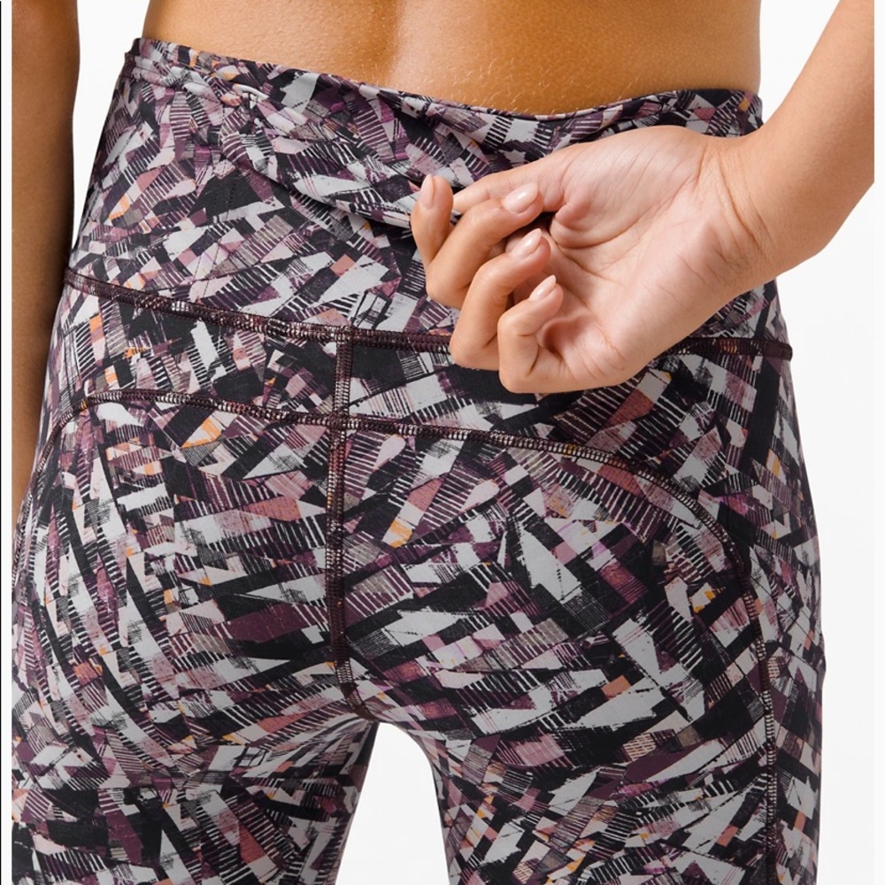 Fast and Free High Rise Tight 25" - Picture 4 of 4